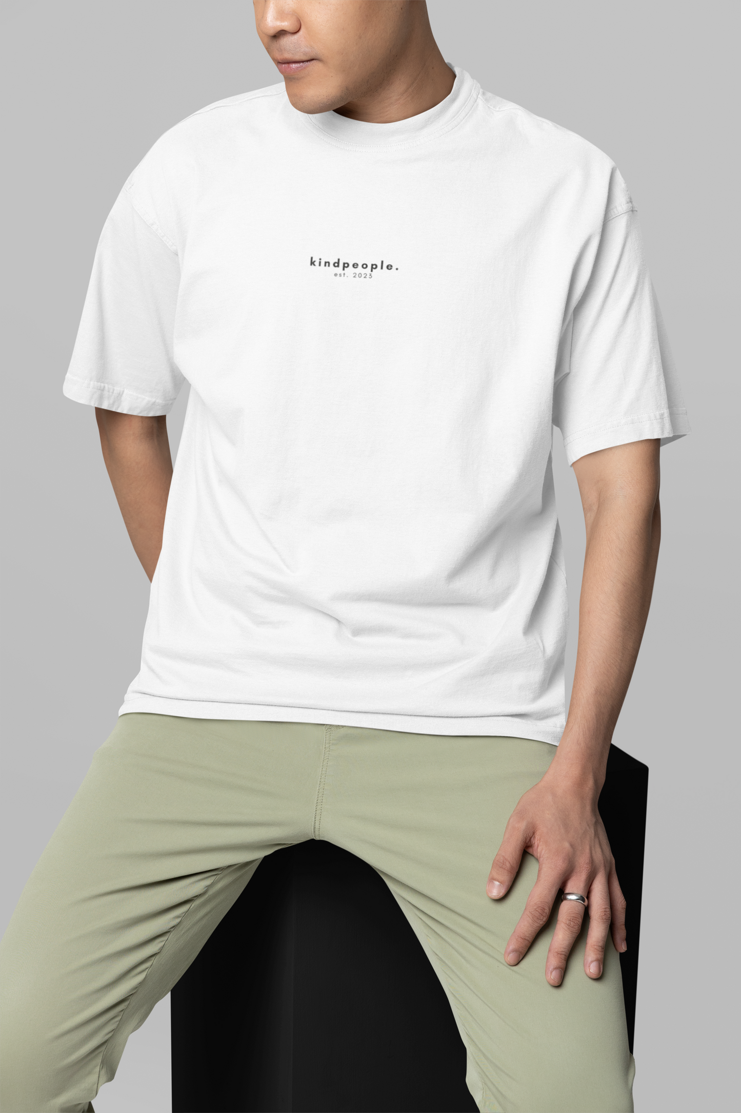 limited edition men's relaxed-fit | slogan tee in off white